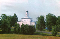 Троице-Стефано-Ульяновский монастырь. Надвратный храм Архангела Михаила