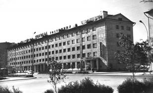 800px-Гостиница_Вологда_1970-е