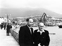 Рис.1
Константин Коничев и Сергей Викулов. Ялта, 1958 г.
