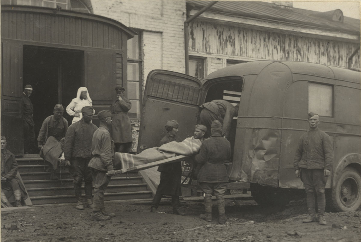 Эвакуационный госпиталь 1942 год