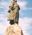 Памятник Е.П.Хабарову //www.transsib.ru